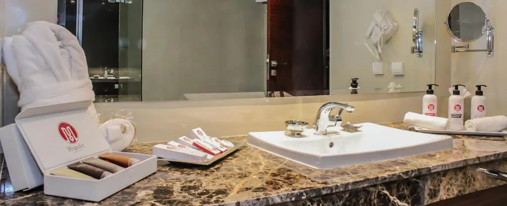Commodités de salle de bain au DoubleTree By Hilton Casablanca