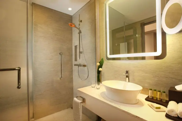 DoubleTree by Hilton Jakarta - Diponegoro, à Jakarta