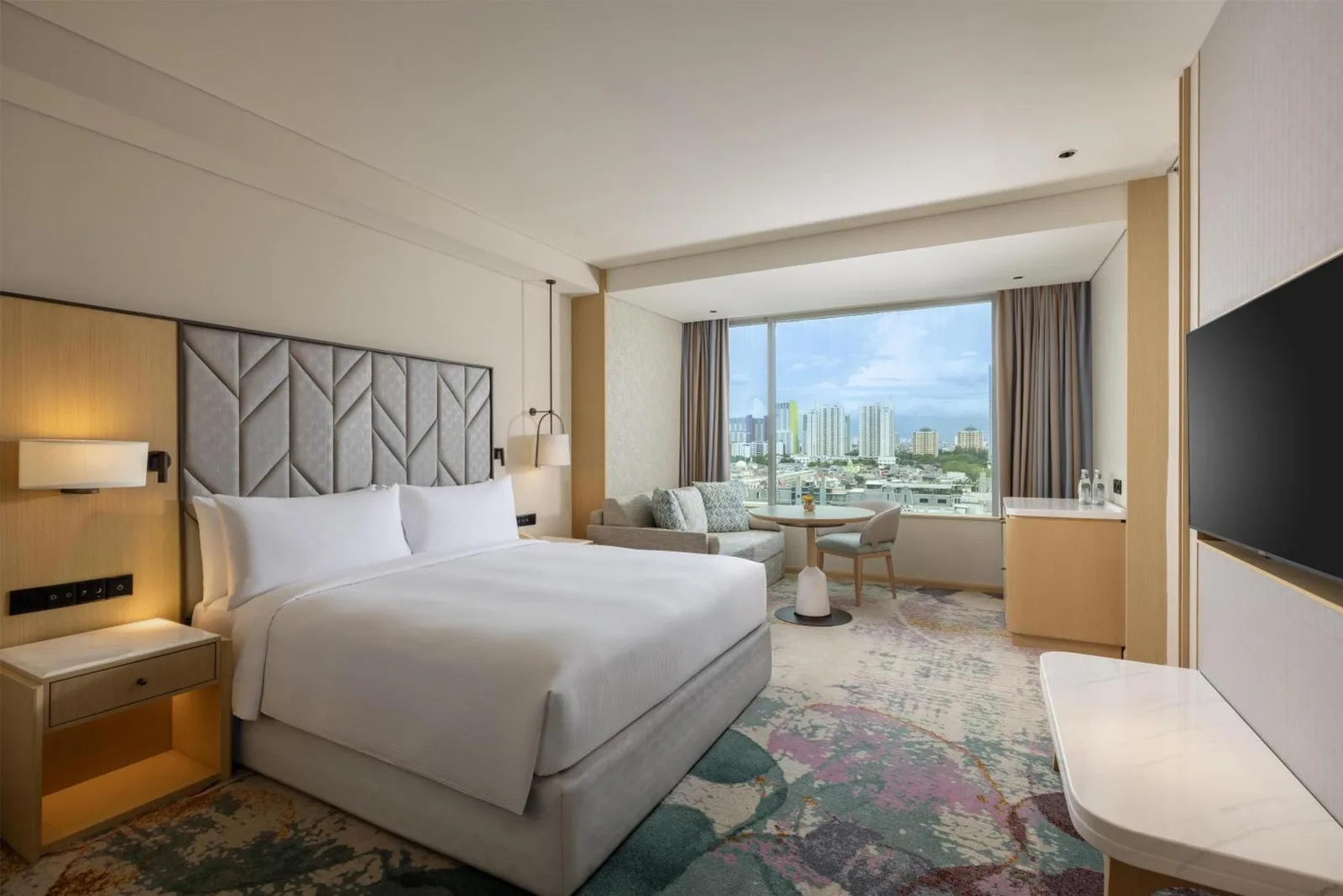 Habitación con vistas a la ciudad en DoubleTree by Hilton Jakarta Kemayoran