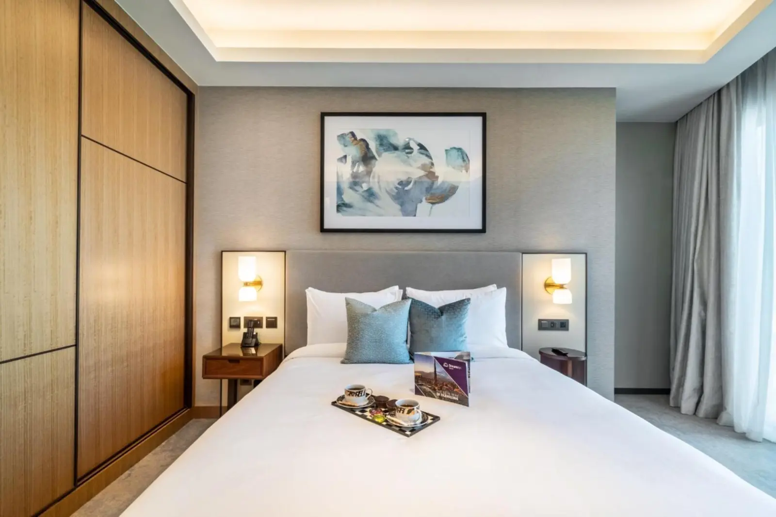 Habitación elegante en una suite de Dream Inn - Address Dubai Opera Residences