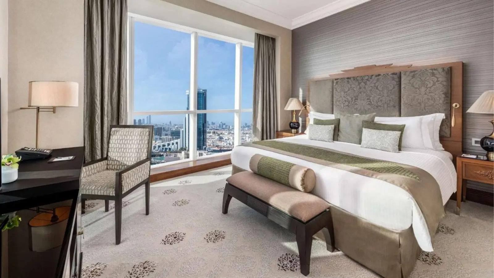 Dusit Thani Abu Dhabi deluxe room interior