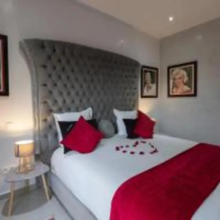 Eden Lodges & SPA-Boutique Hôtel de Luxe elegante Bettgestaltung