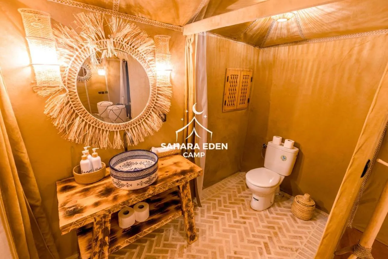 Instalaciones de baño en Eden Luxury Desert Camp en Merzouga