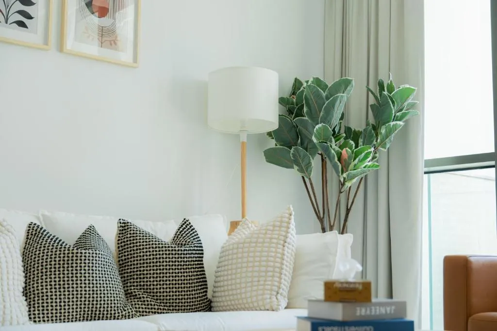 Living room decor of Elite Escape Holiday Home - 2 BHK Getaway with Dubai Mall Access - 1503