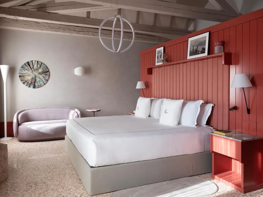 Modern bedroom at Elizabeth Unique Venice - A Member of Design Hotels in Venice