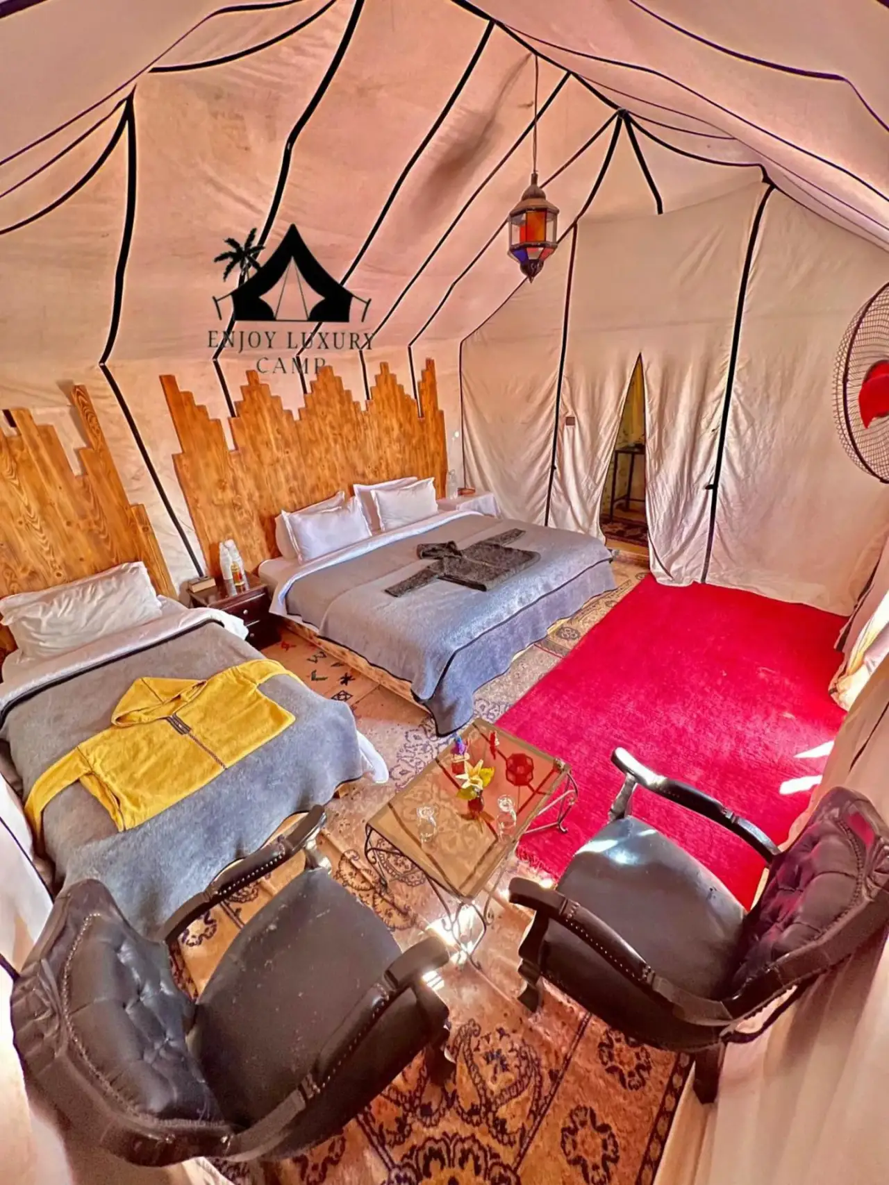 Elegante Zelt-Suite im Enjoy Luxury Camp, Merzouga.