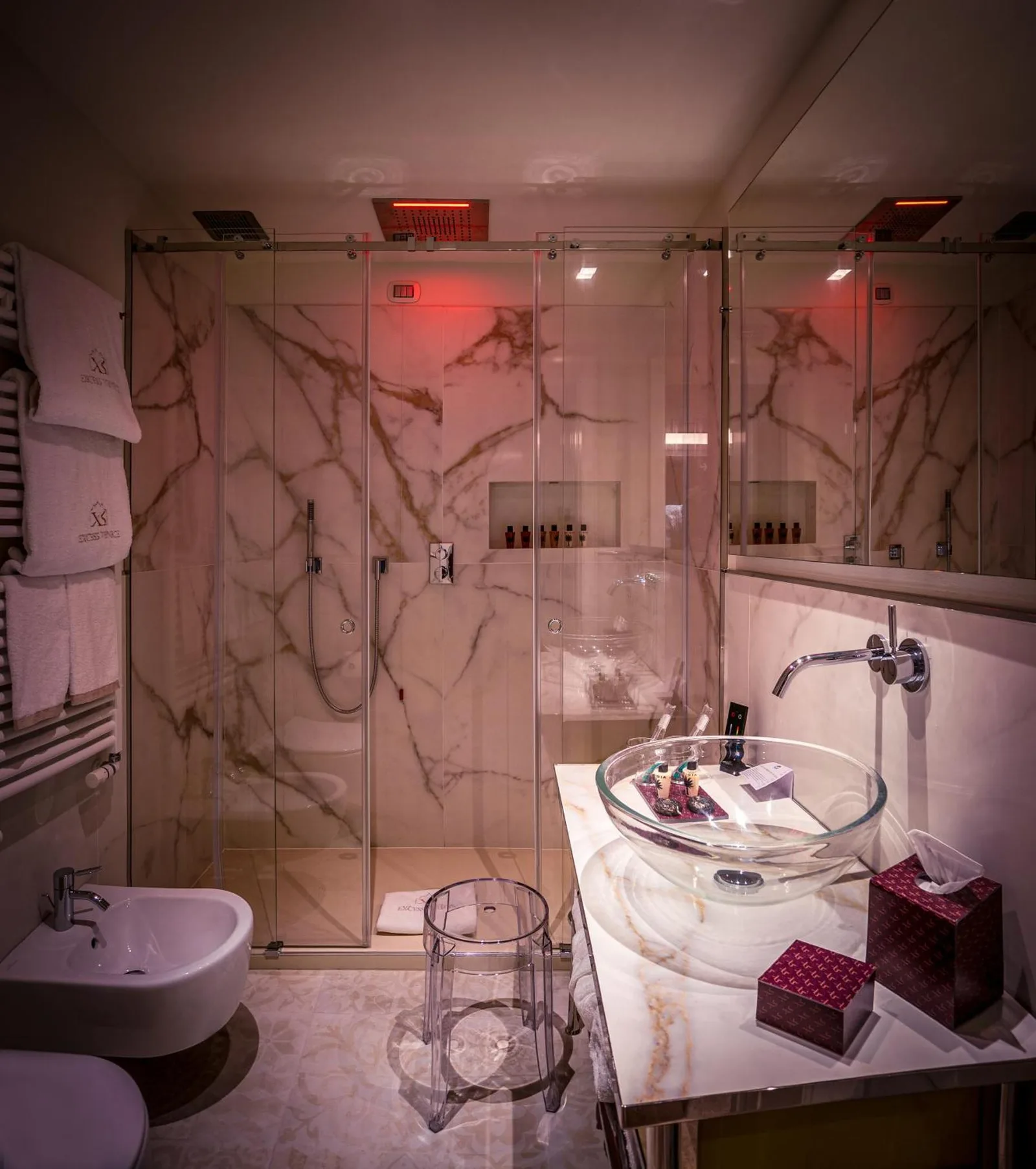 Elegant bathroom at Excess Venice Boutique Hotel & Private Spa - Adults Only