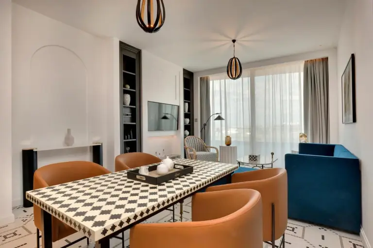 Ess- und Küchenbereich im Fairmont Residences La Marina Rabat Sale