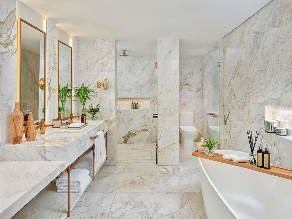 Elegant marble bathroom in Fairmont Rio de Janeiro Copacabana