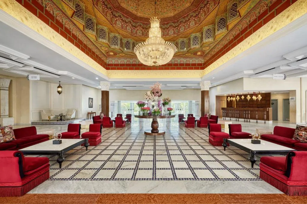 Grand lobby de l'Hôtel Fes Marriott Jnan Palace