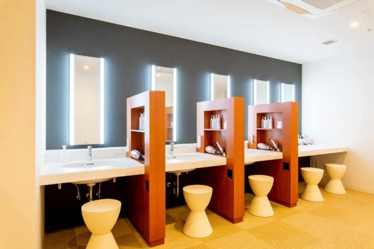 First Cabin Ichigaya shared bathroom with sinks