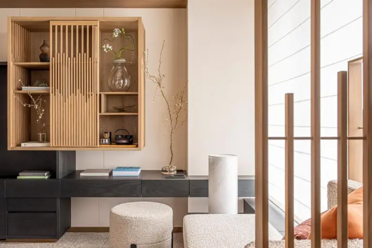 Four Seasons Hotel Osaka Elegant Decor