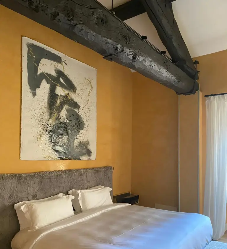 Cozy bedroom at Galleria Vik Milano