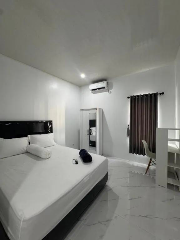 Interior de una habitación en Gramada 3 Kesambi Cirebon