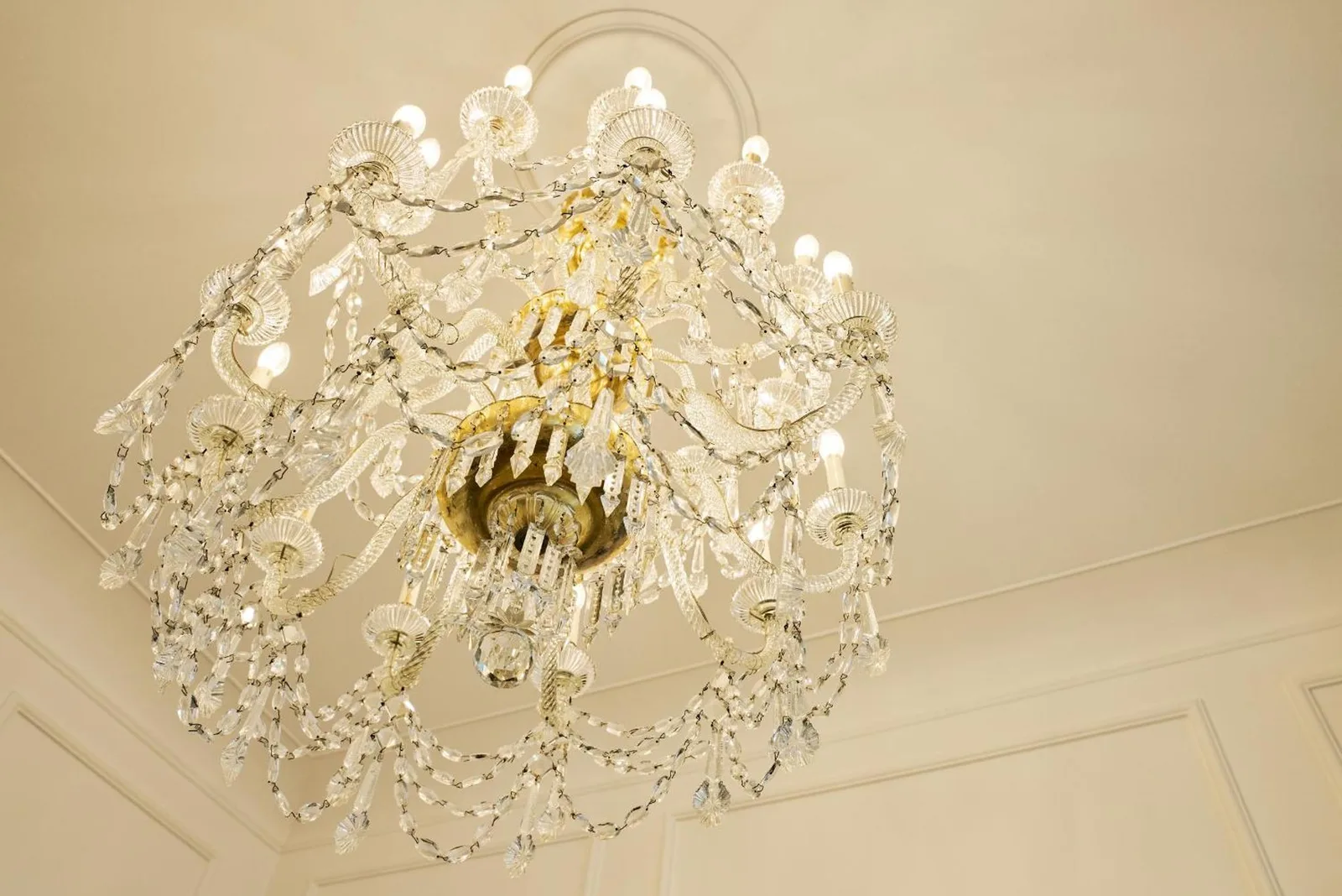 Candelabro en el Grand Hotel Duchi d'Aosta en Trieste