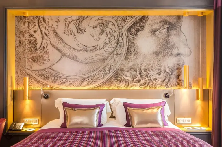 Grand Hôtel La Cloche Dijon - MGallery Collection bedroom detail