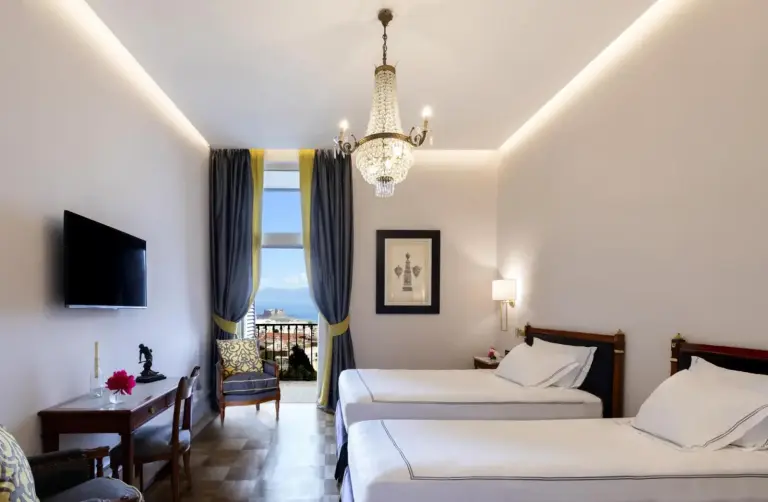Zweibettzimmer im Grand Hotel Parker's Neapel