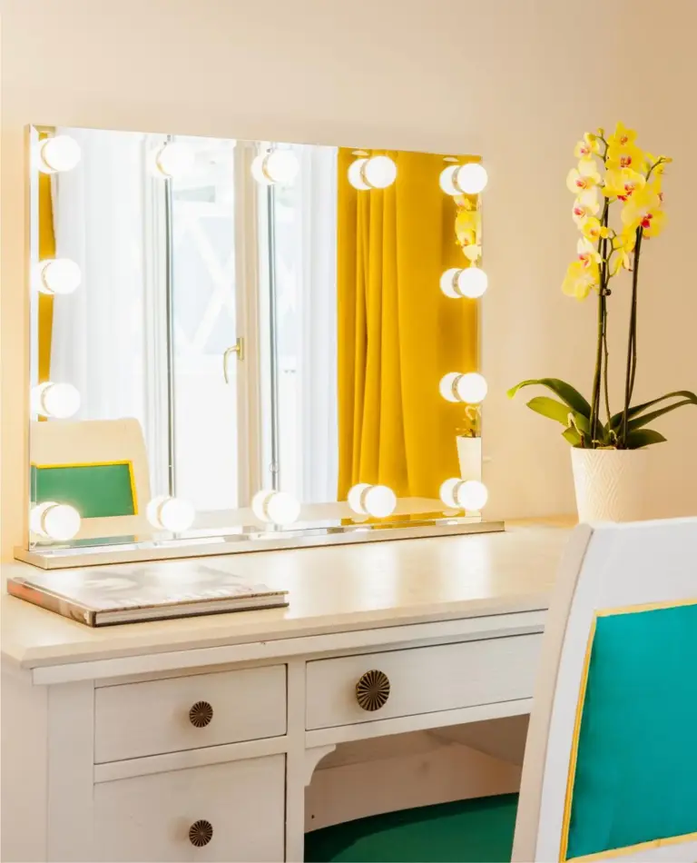 Grand Hotel San Pietro Taormina vanity area with lighting