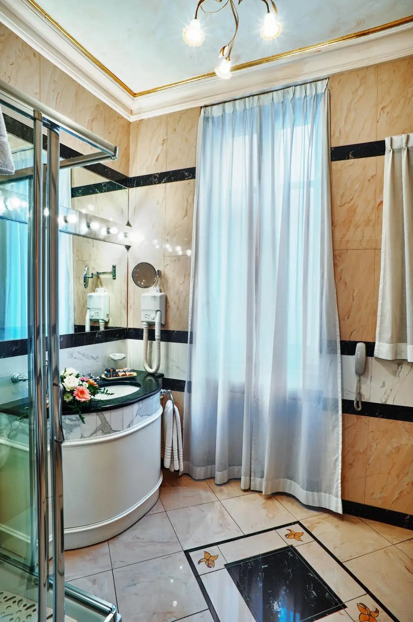 Modern Bathroom