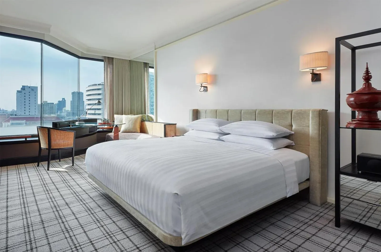 Stylish guest room in Grand Hyatt Erawan Bangkok