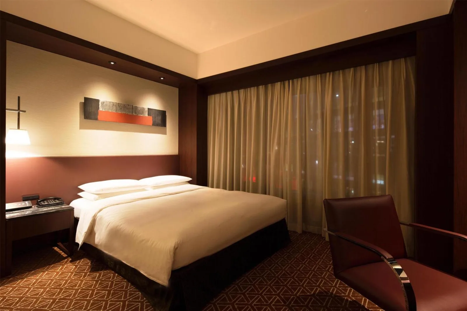 Queen Bed Room at Grand Hyatt Fukuoka
