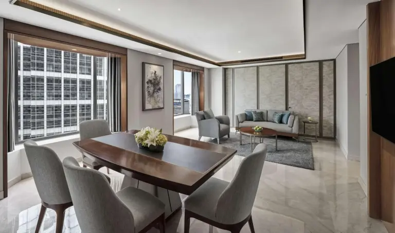 Salle à manger avec vue au Grand Hyatt Jakarta
