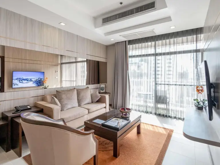 Komfortable Lounge im Grand Mercure Bangkok Asoke Residence