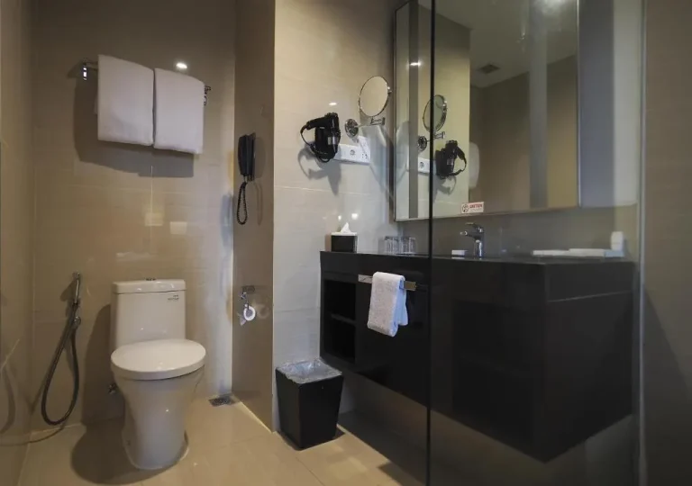 Grand Mercure Solo Baru, in Solo