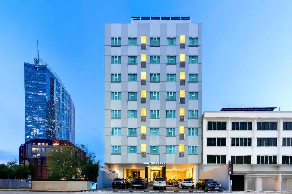 Another exterior view of Grand Thamrin Hotel in Jakarta