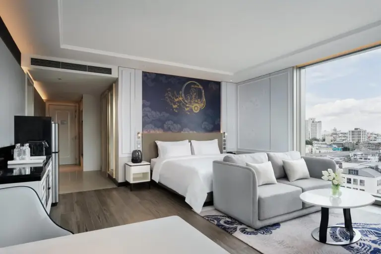 Grande Centre Point Surawong Bangkok executive room