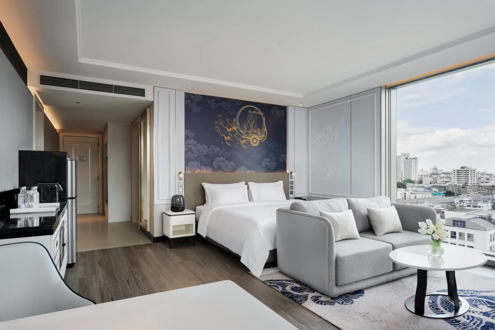 Grande Centre Point Surawong Bangkok executive room