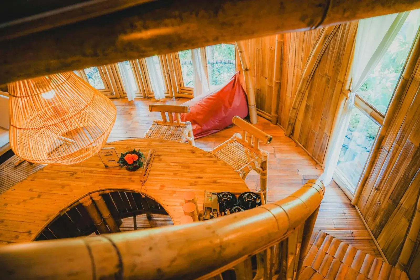 Table dressée avec vue au Green Lander Ubud