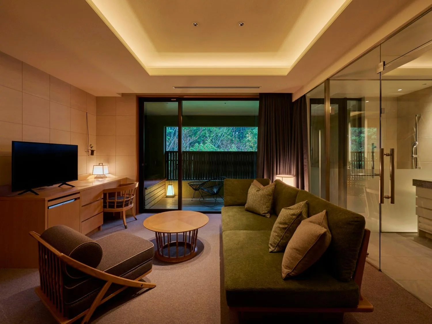 Lounge area with a view at Hakone Suishoen