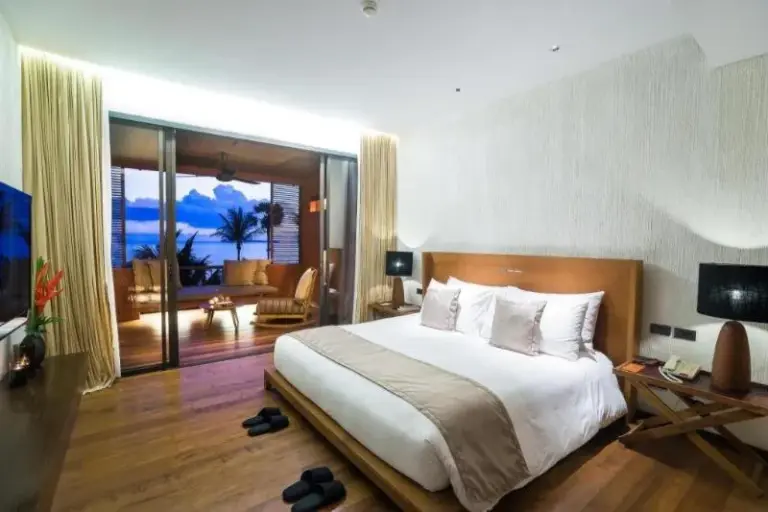 Stylish suite at Hansar Samui Resort & Spa - SHA Extra Plus in Koh Samui