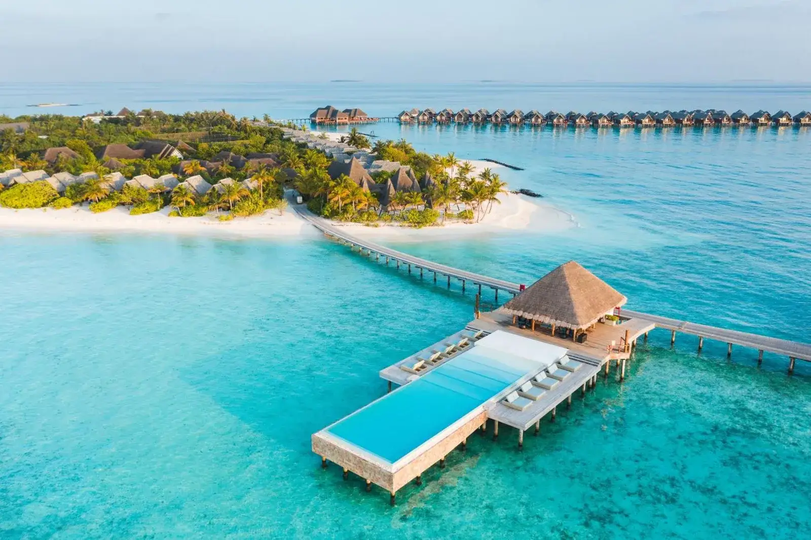Infinity pool at Heritance Aarah with stunning ocean view