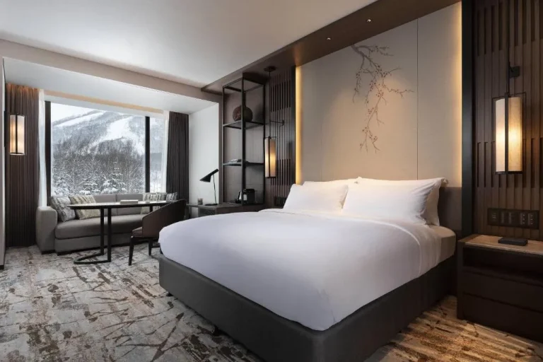 Higashiyama Niseko Village, ein Ritz-Carlton Reserve Winter Room