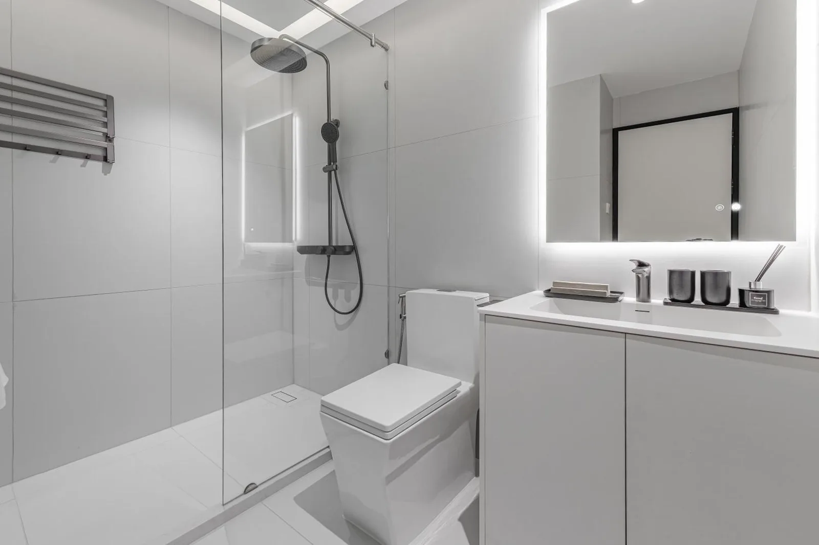 Modern bathroom in hiii Aura Pool Villa Hotel Pattaya Central