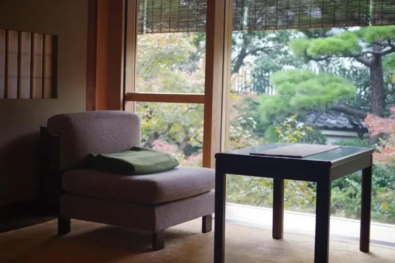 Cozy chair in a room at Hiiragiya hotel in Kyoto