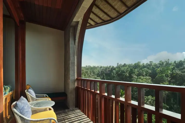 Balkon des Hiliwatu, Bali Ubud mit malerischer Aussicht
