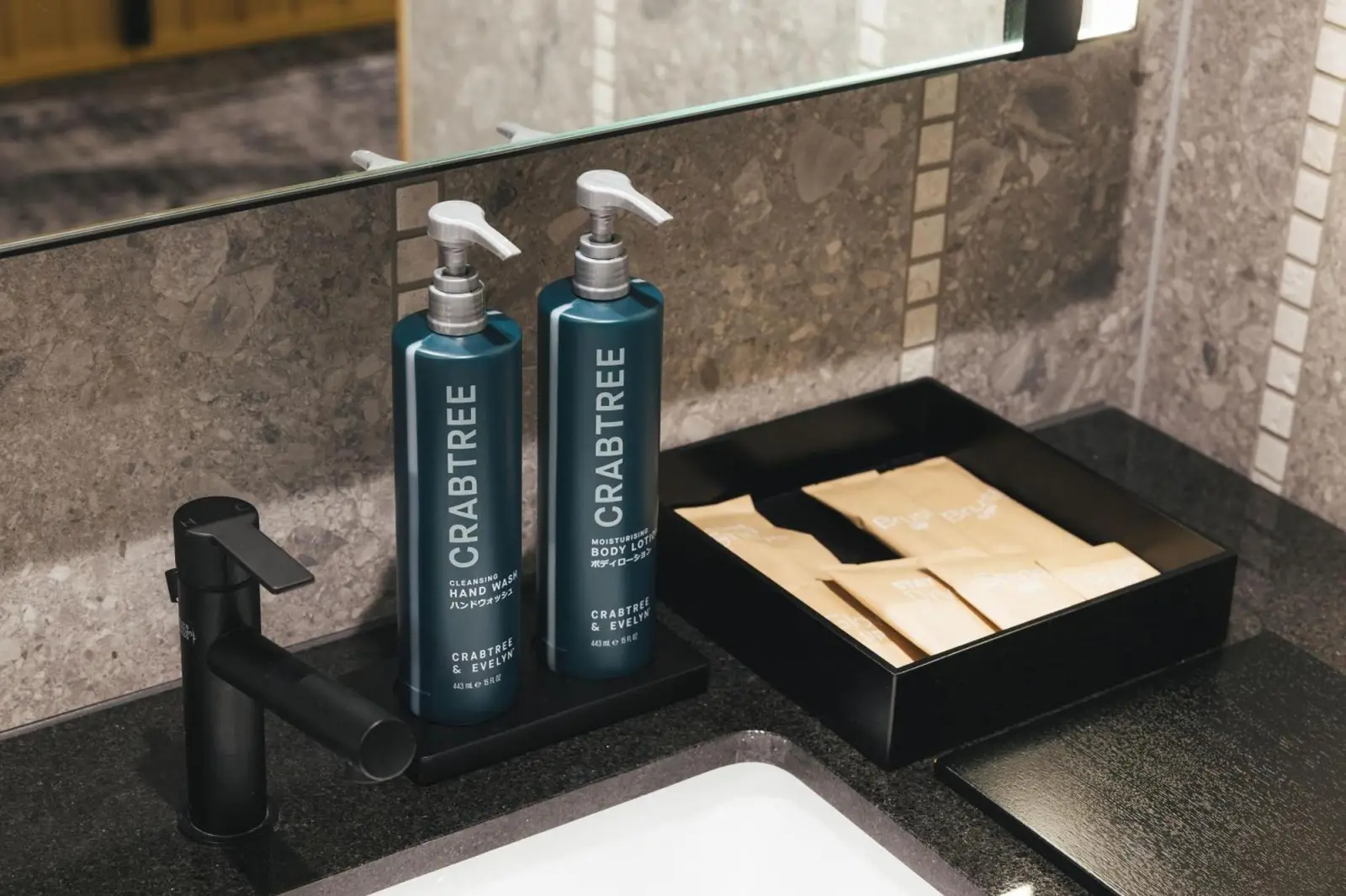 Amenidades de baño en el hotel Hilton Kyoto