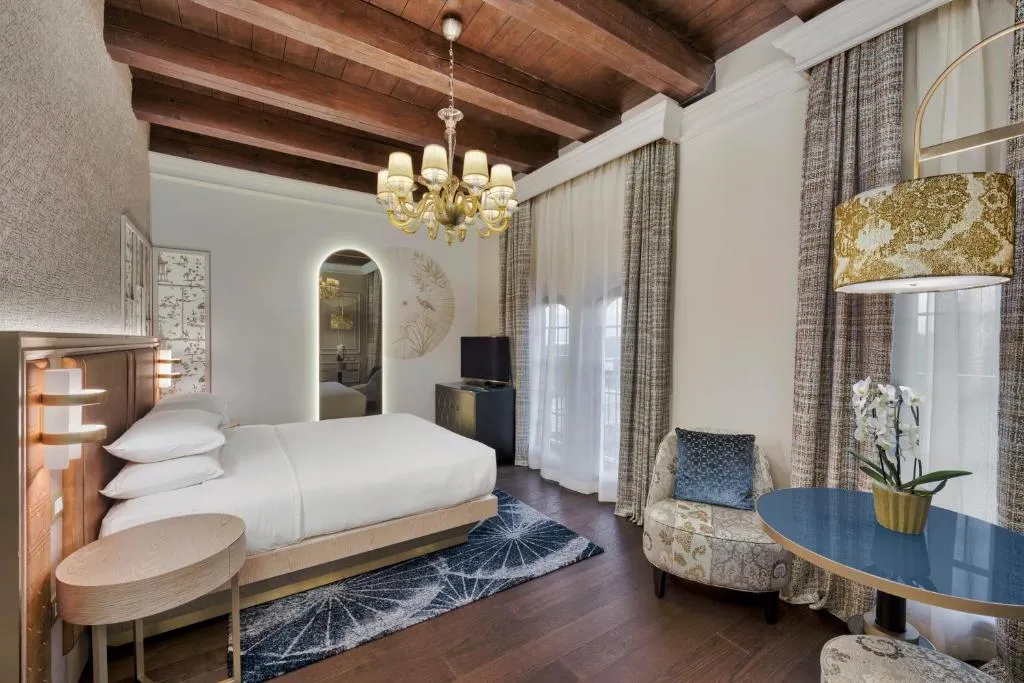 Habitación elegante en Hilton Molino Stucky Venice