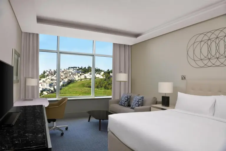 Vue de la chambre au Hilton Tanger City Center