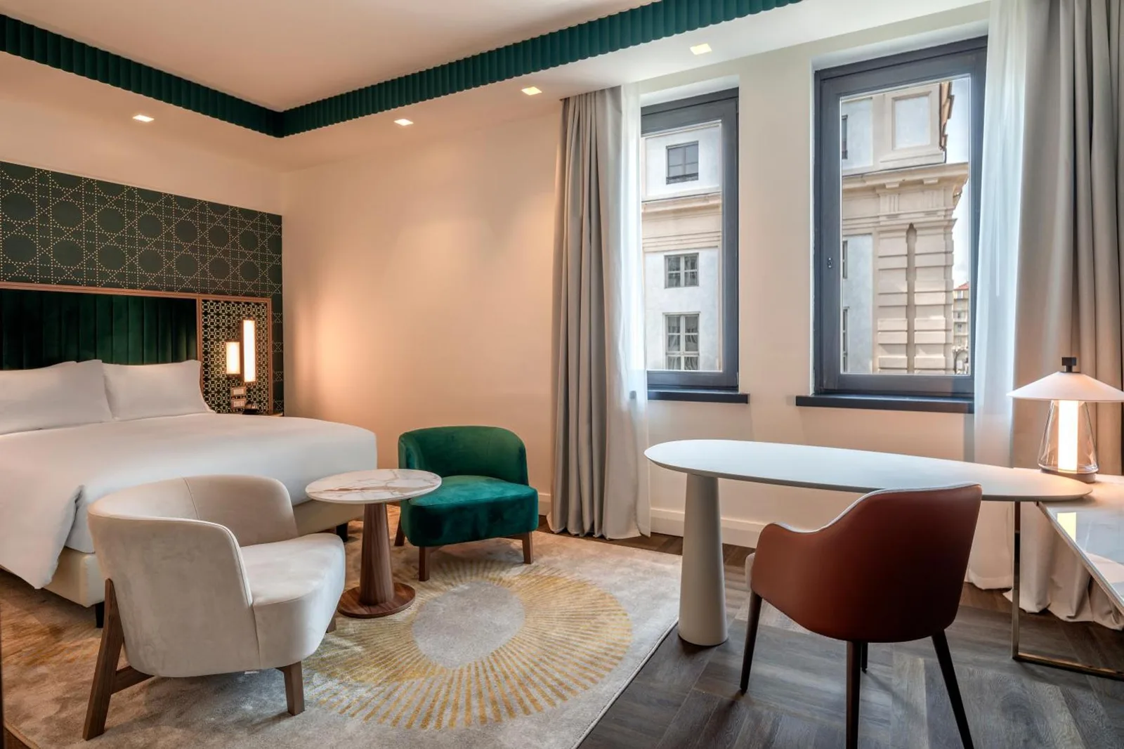 Gästezimmer im Hilton Turin Centre mit modernem Dekor