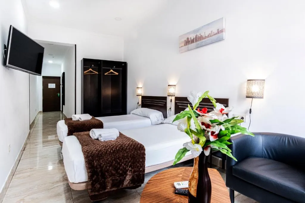 Comfortable Room at Hostal Rincón de Sol - Centro Madrid - Self Checkin
