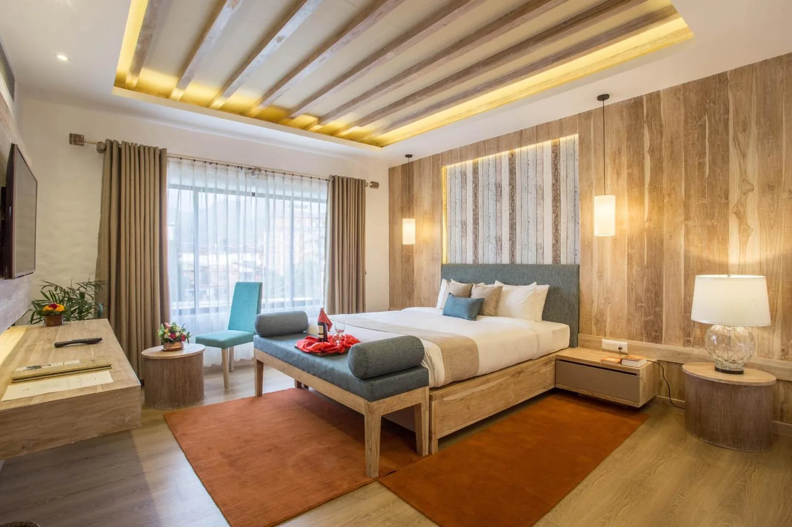 Suite Bedroom