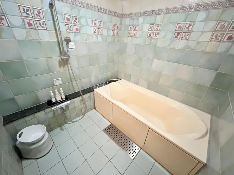 Bathroom features at Hotel Pulitzer Jiyugaoka in Tokyo