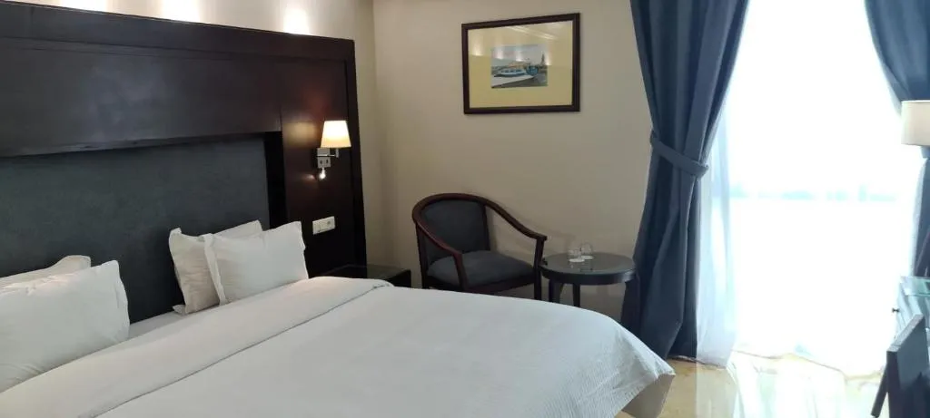Double room at Hotel Borj Rabat, with comfortable bedding