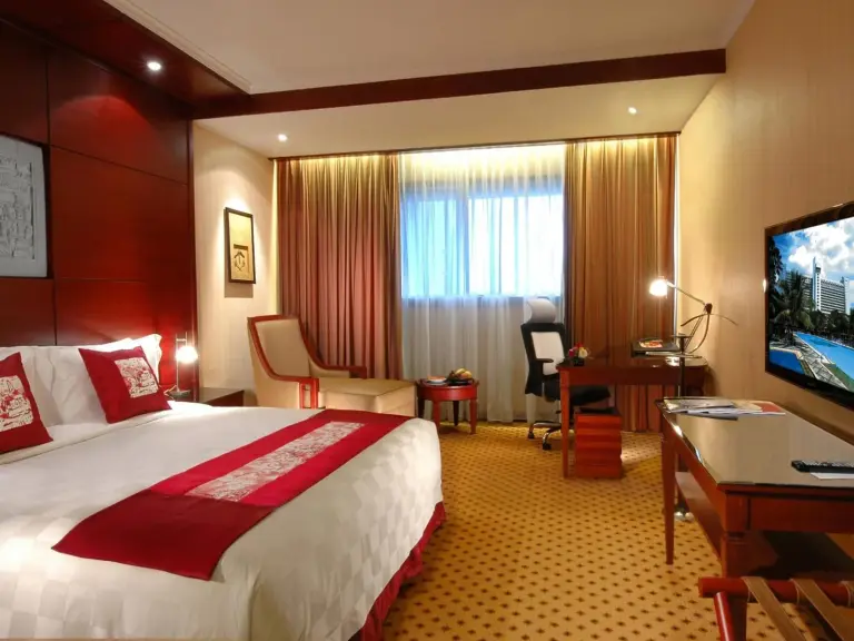 Business room im Hotel Borobudur Jakarta