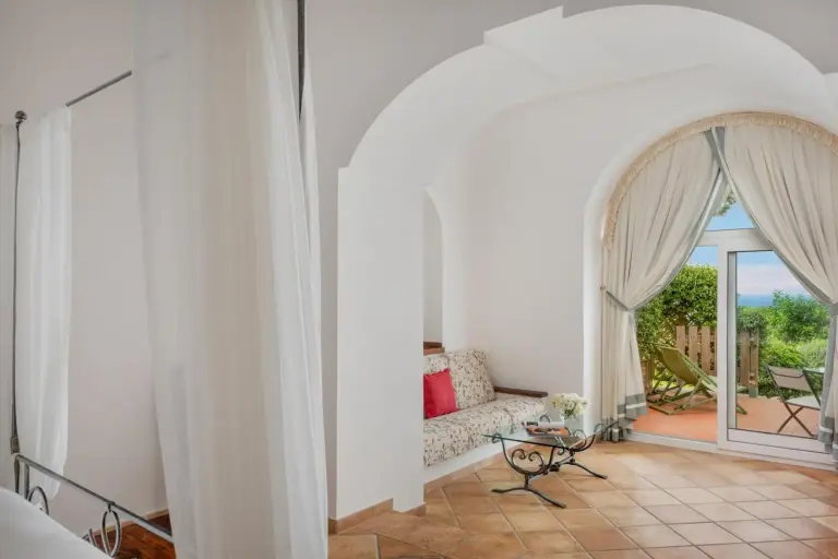 Vue intérieure de la suite à l'Hôtel Caesar Augustus