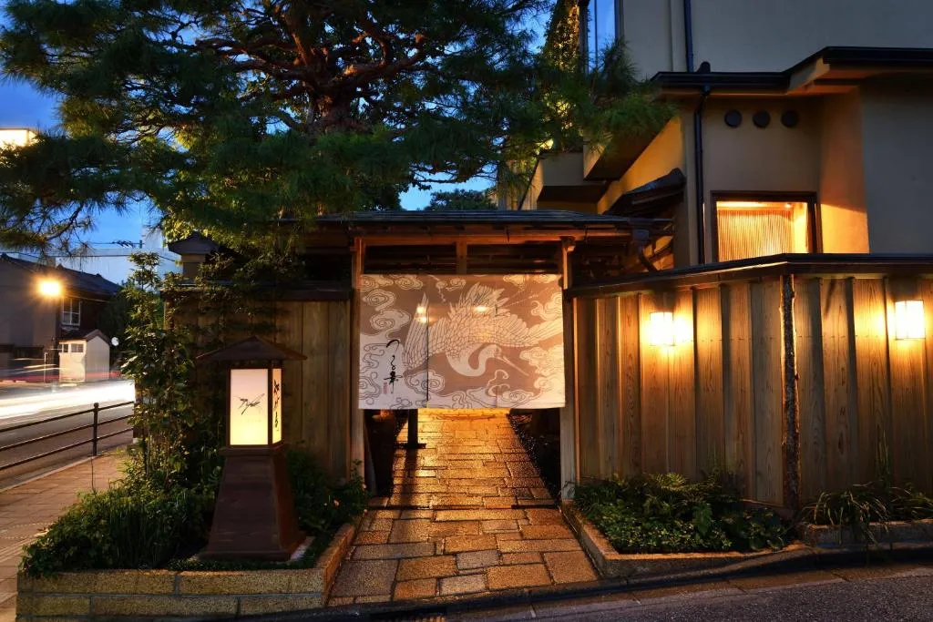 Entrance of つる幸 in Kanazawa